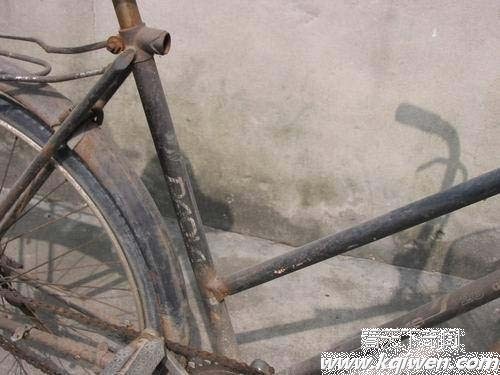 ��������ɬ���ؼ۳��۰���һ��